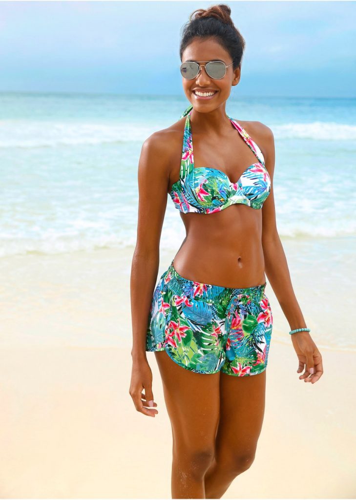 pantaloni scurti de plaja