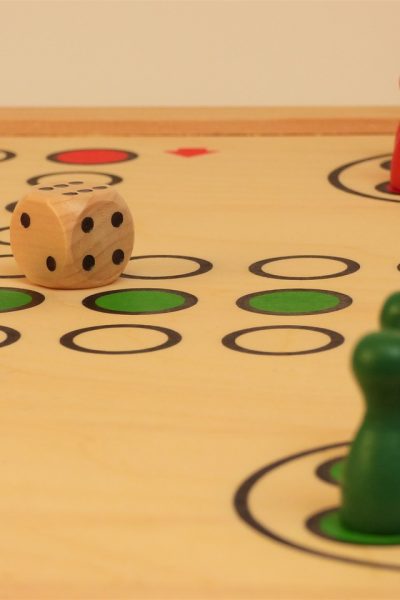 jocurile de societate